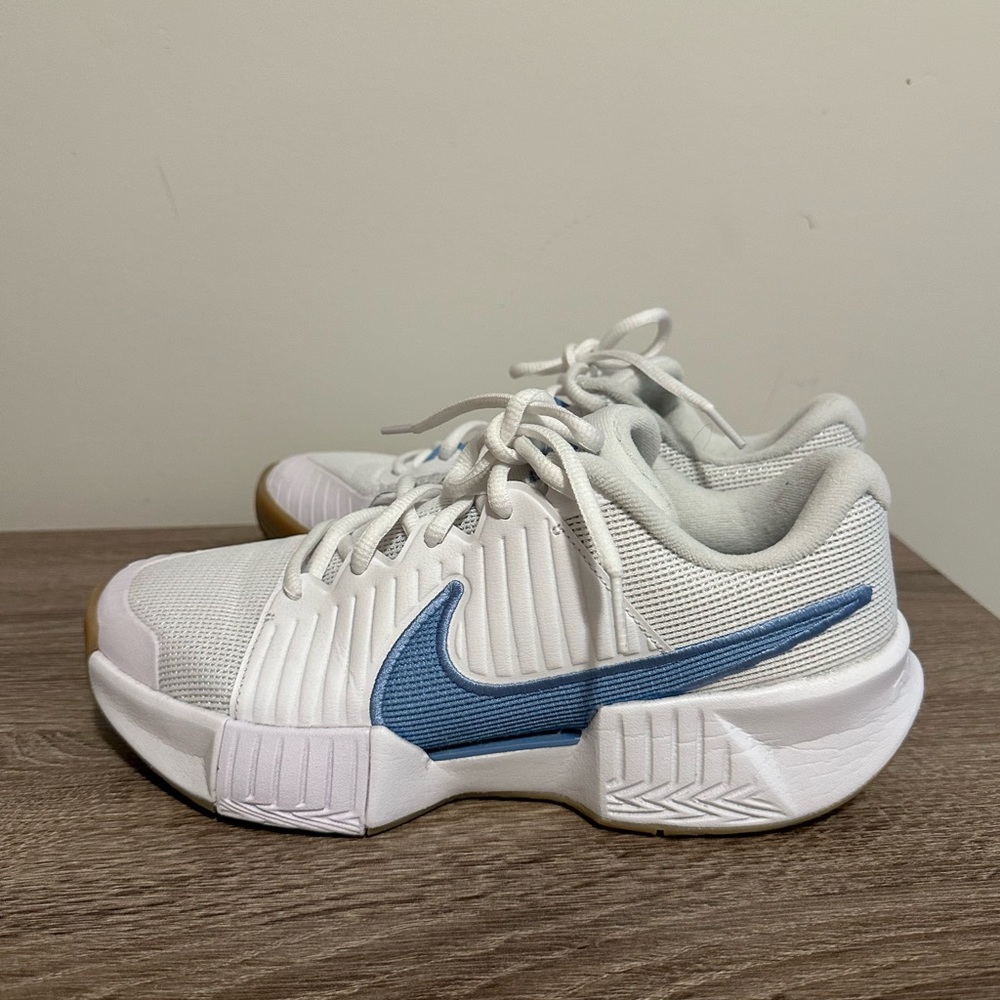Nike Gp challenge pro (tennis shoe)